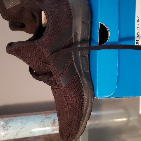 ADIDAS SWIFT RUN C...SIZE 2 - Picture 6 of 15